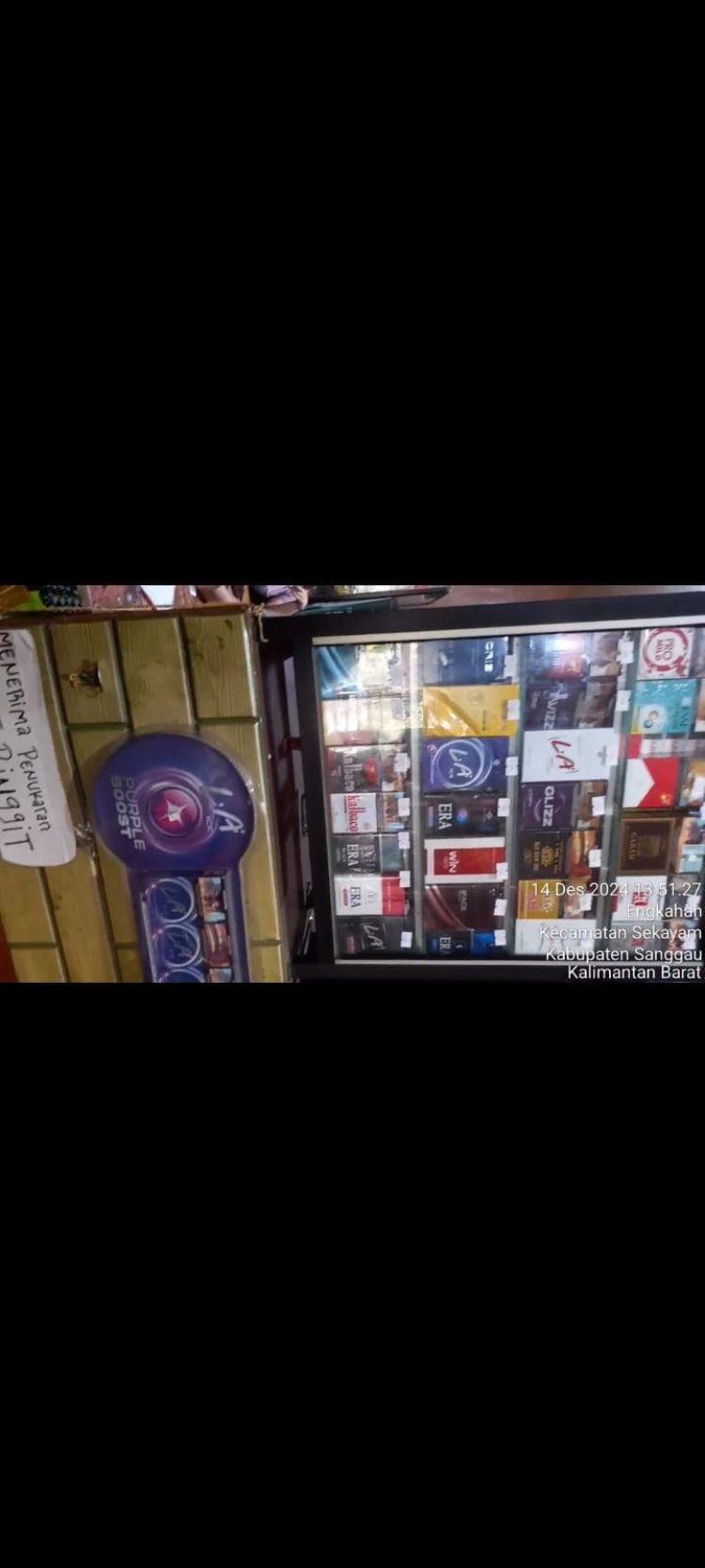 MARAK BEREDAR ROKOK MEREK LUAR TANPA CUKAI DI DAERAH PERBATASAN  ENTIKONG, PETUGAS BEA CUKAI TUTUP MATA