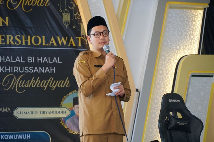 Wabup Hadiri Khataman dan Halalbihalal Madin Al-Muskhafiyah Sukowuwuh