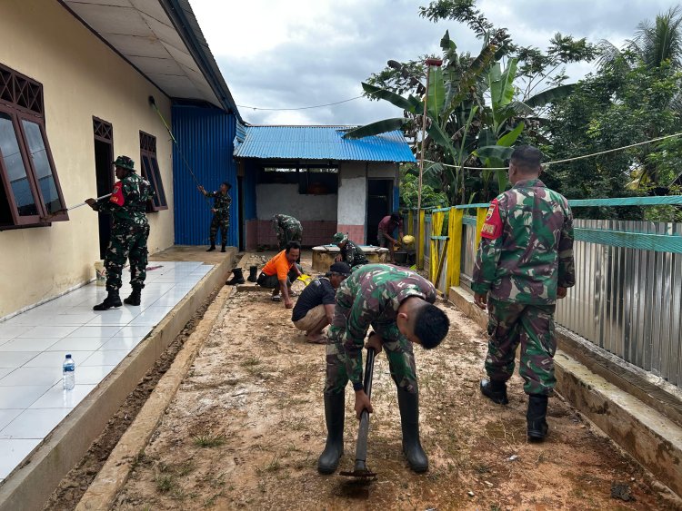 Personel Pos Asgon Satgas Yonif 123/Rajawali Laksanakan Karya Bhakti di Kampung Hafoe*