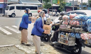 Aksi Berantai Mahasiswa Purworejo: Dari Alun-Alun hingga Simpang Kota, Bantuan untuk Sumatra Terus Mengalir