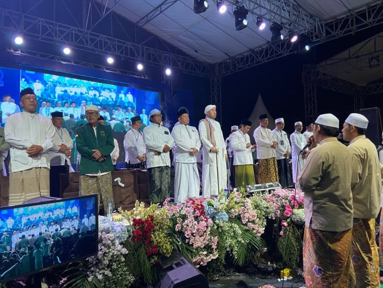 Ribuan Jamaah Hadiri PDAM Bersholawat, Direktur Tirta Perwitasari Umumkan Sayembara Umrah Gratis