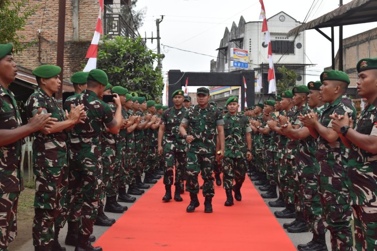 Pangdam I/BB Kunjungi Yonif 125/Si’mbisa, Ingatkan Prajurit Jago Perang tapi Humanis