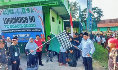 Nadzar Jalan Kaki Ribuan Jamaah NU Warnai Peresmian Gedung MWC Loano Senilai Rp4 Miliar