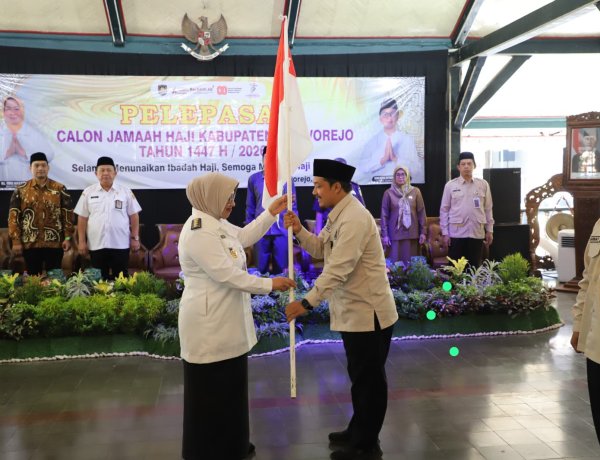 Lepas 755 Calon Haji, Bupati Yuli Hastuti: Jaga Nama Baik Purworejo, Manfaatkan Embarkasi YIA