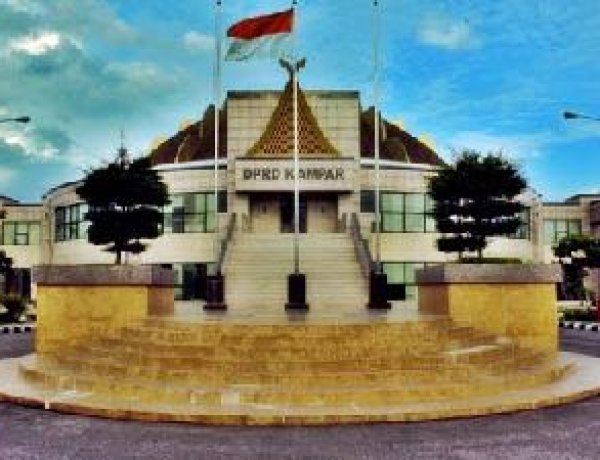 SPPD Fiktif Sekwan Kab Kampar rugikan Negara Rp 427 Juta.
