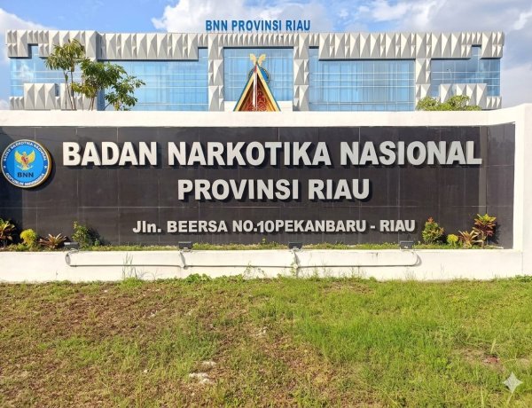 Diduga BNNP Riau lepaskan 12 Orang Pengguna Narkoba yang baru di tangkap.
