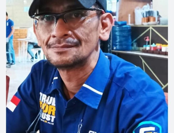 Lepas 12 orang Pengguna Narkoba yang ditangkap di Kepau Jaya,Petugas bisa di Sangsi Hukum.