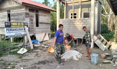 Pembangunan MCK Dusun 1 TMMD ke-129 Kodim 0313/KPR Capai Progres 87%, Masuki Tahan Pemasangan Keramik   