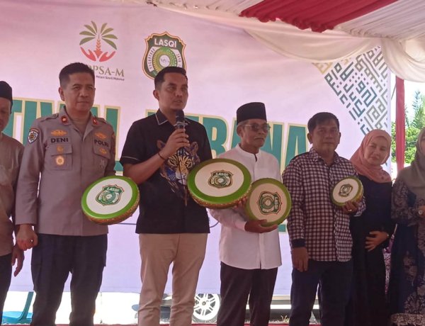 Ketua LASQI Pekanbaru,Hadiah Festival Rebana Koppsa M Terbesar.             Detik Aktual News.Com.