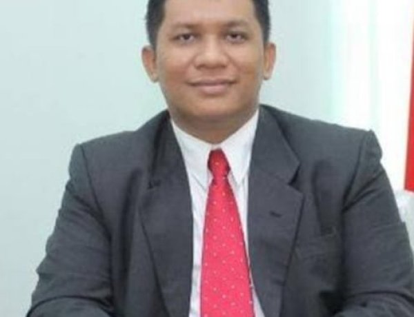 Tumbal Kapital dan Bencana Asap yang Sudah Dianggap Normal : Dr. Andree Armilis *Sosiolog, Inisiator gerakan "Riau Melawan Asap" tahun 2015