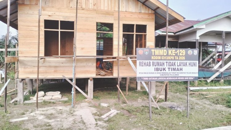 TMMD ke-129 Kodim 0313/KPR: Gotong Royong Kerjakan Pembangunan MCK Masjid Al-Hijrah di Dusun 1 Capai Progres 70 Persen